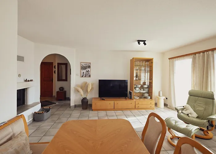 Gemütliche In Ladir Bei Flims Laax Apartamento *