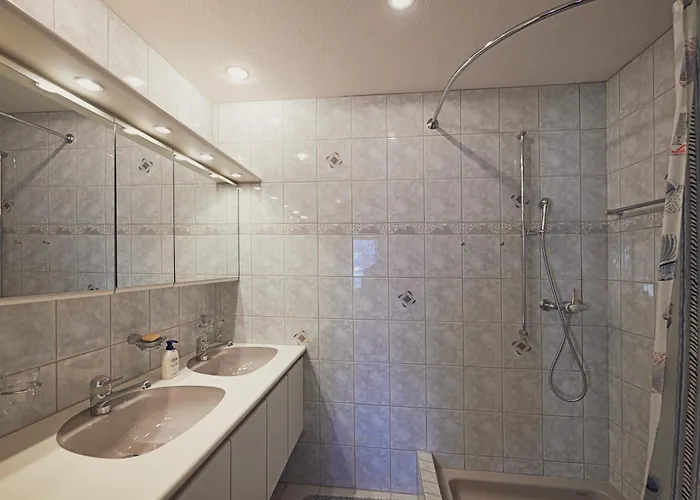 Gemütliche In Ladir Bei Flims Laax Apartamento *